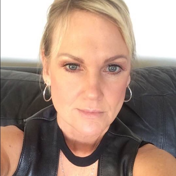 Meet your Posher, Hydee - Picture 3 of 4